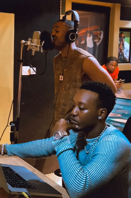 Element ari gutunganya amajwi y'indirimbo ya Ali Kiba