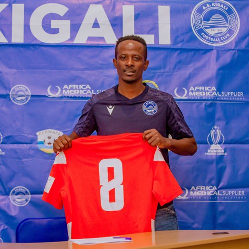 Haruna Niyonzima signs for AS Kigali