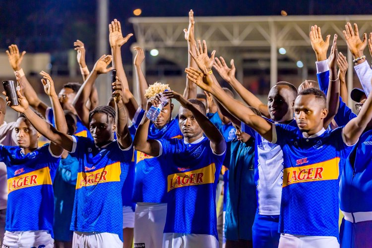 Rayon Sports imbere y'abafana bayo