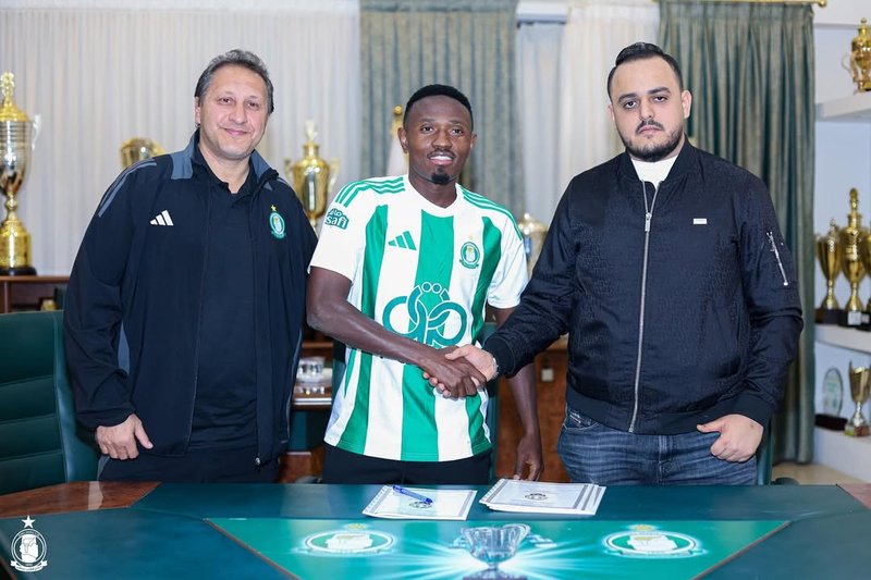 رسمياً  الرواندي جهاد بيزمانا يوقع على عقد انضمامه للزعيم لمدة موسمين   #WeAreAlahliSC#الأهلي_زعيم_الأندية_الليبية